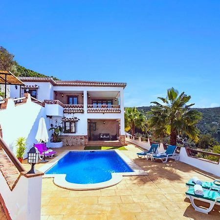 Holiday Home El Encinar Alcaucín Exteriör bild