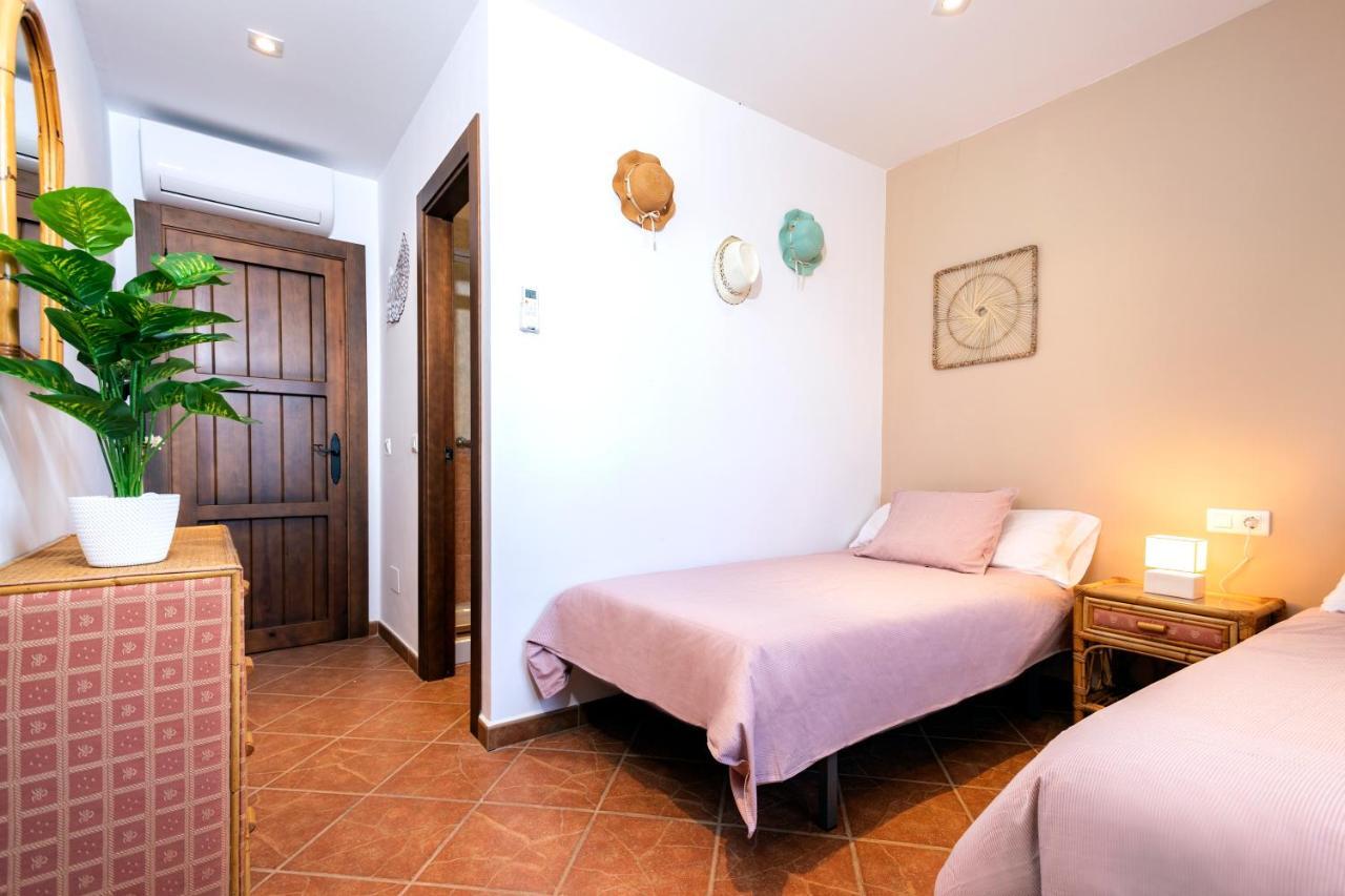 Holiday Home El Encinar Alcaucín Exteriör bild